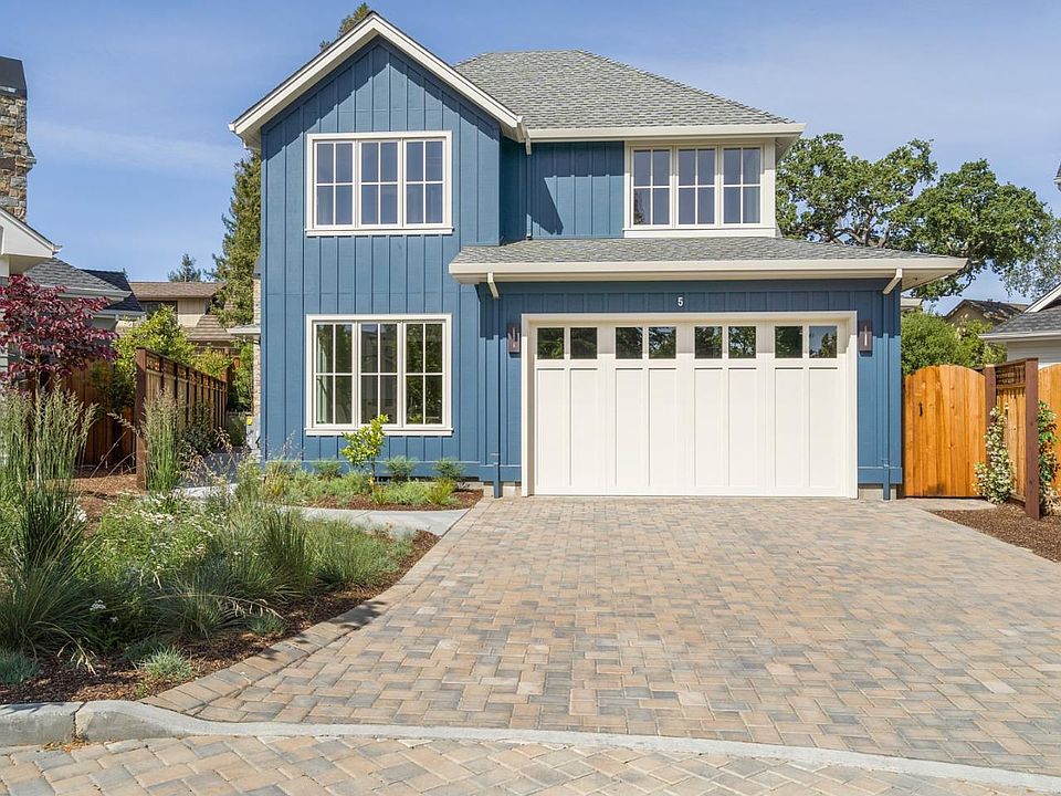 1st image of 5 Ariana Ln