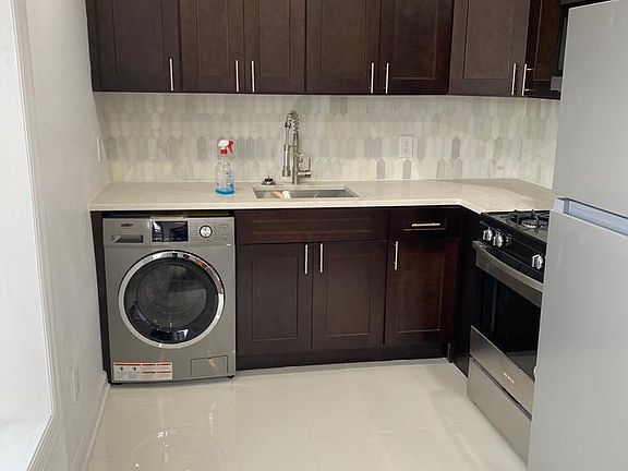 2nd image of 131 Beach 122nd St #6