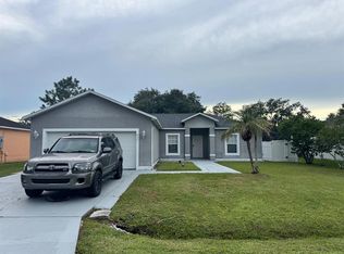 607 Maricopa Dr, Kissimmee, FL 34758
