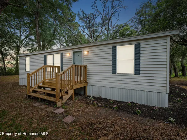 138 Arkays Ave, Spring Hill, FL 34609