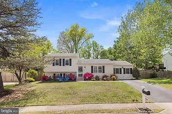 1315 Bayshire Ln — Photo 1