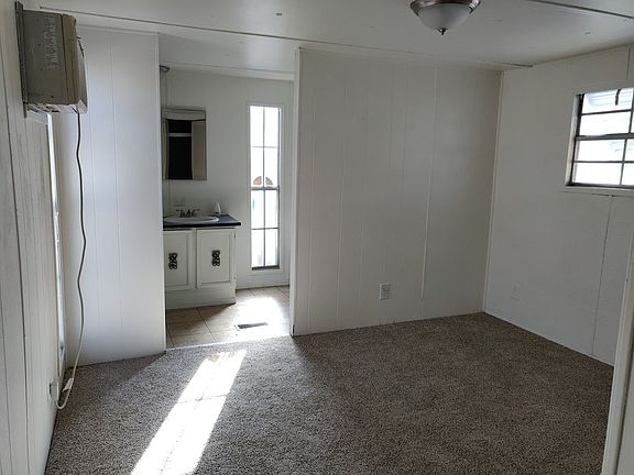 Spacious Master Bedroom with easy access to Master Bath