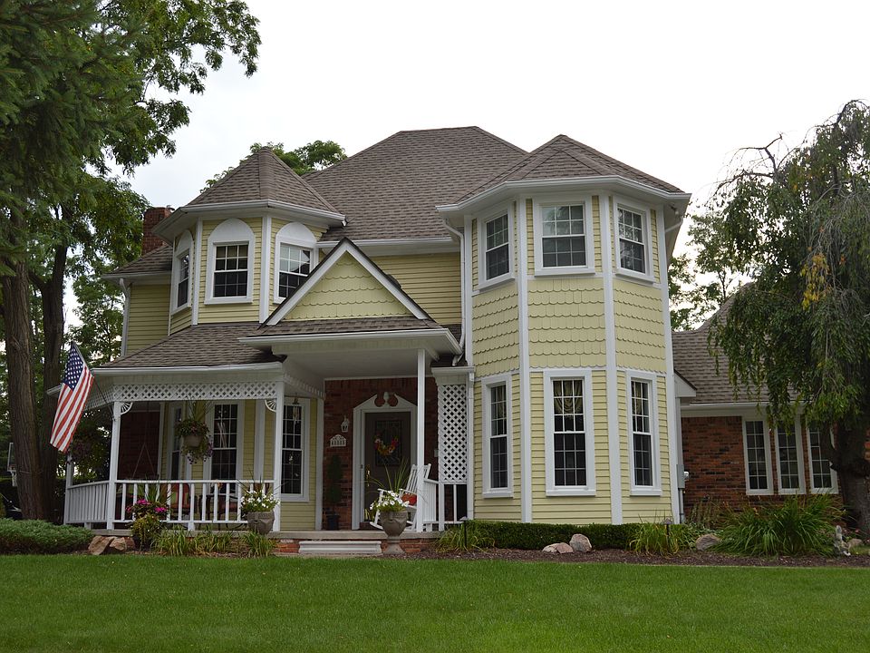 1st image of 48885 Meadow Brook Ct