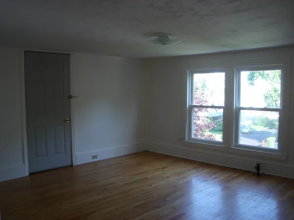 (undisclosed Address), South Portland, ME 04106