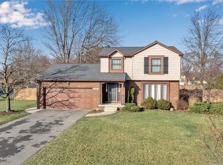 8330 Clarnew Dr, East Amherst, NY 14051