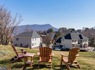 3741 Davis Rd, Penn Laird, VA 22846