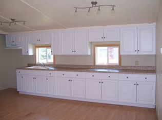 1610 Hotchkiss Rd, Freeland, MI 48623