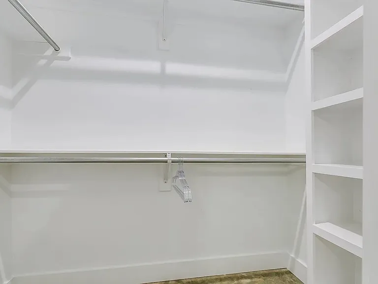 2307 W Beauregard Ave #B — Photo 24