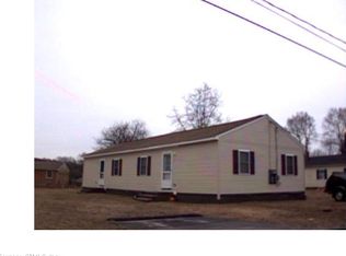 14 Waco Ct, Groton, CT 06340