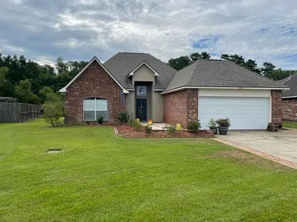 26500 Greenwood Dr, Denham Springs, LA 70726