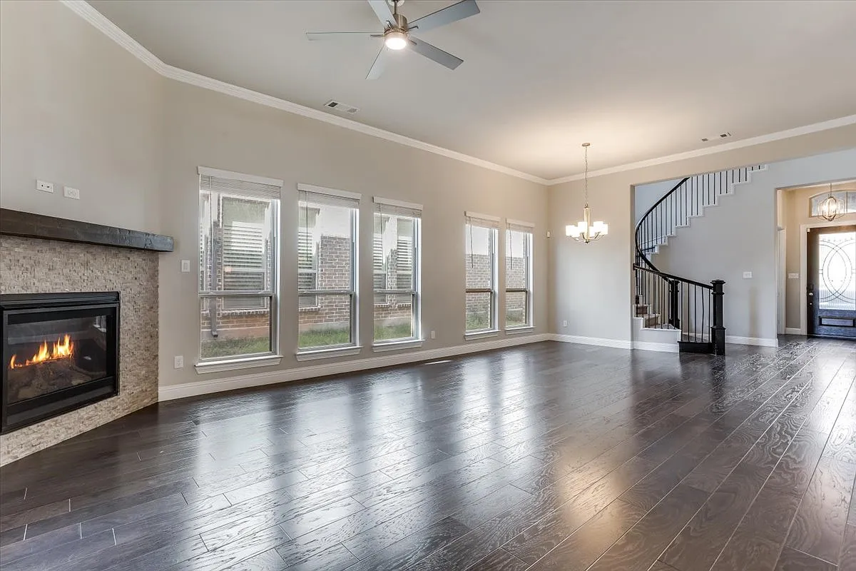 4 bed, 3.5 bath, 3133 sqft, $4,395 — Photo 2