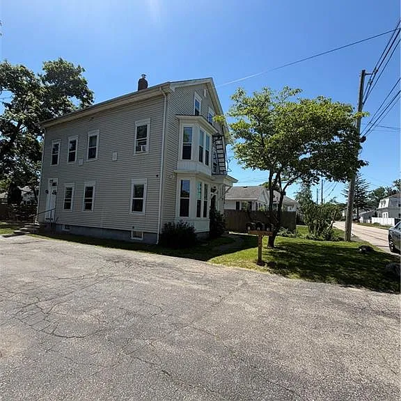 126 Washington St #1 — Photo 2