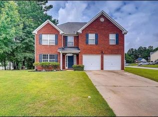 1997 Newton Estates Dr, Ellenwood, GA 30294