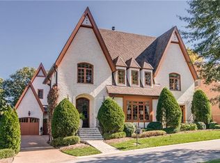 809 Foster Hl, Nashville, TN 37215
