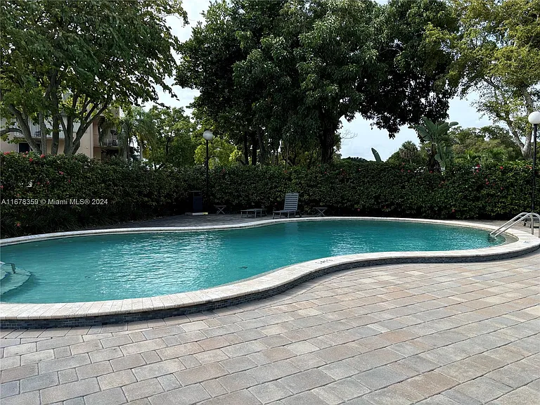 10900 SW 104th St #390 — Photo 2