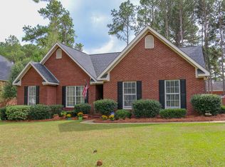 108 Crichton Ct, Dothan, AL 36305