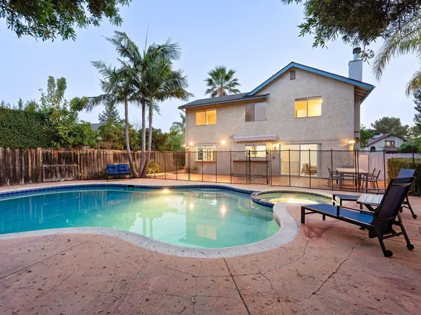 1689 Amador Ln, Newbury Park, CA 91320