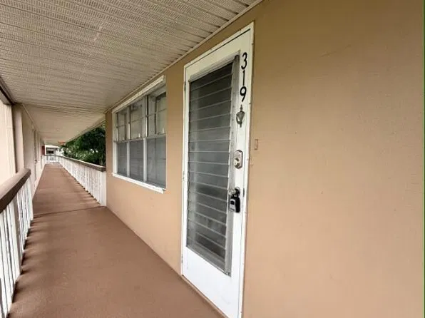 319 WINDSOR N, West Palm Beach, FL 33417