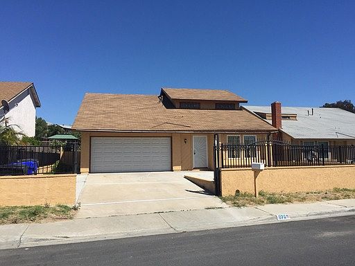 1st image of 276 Fennell Ct