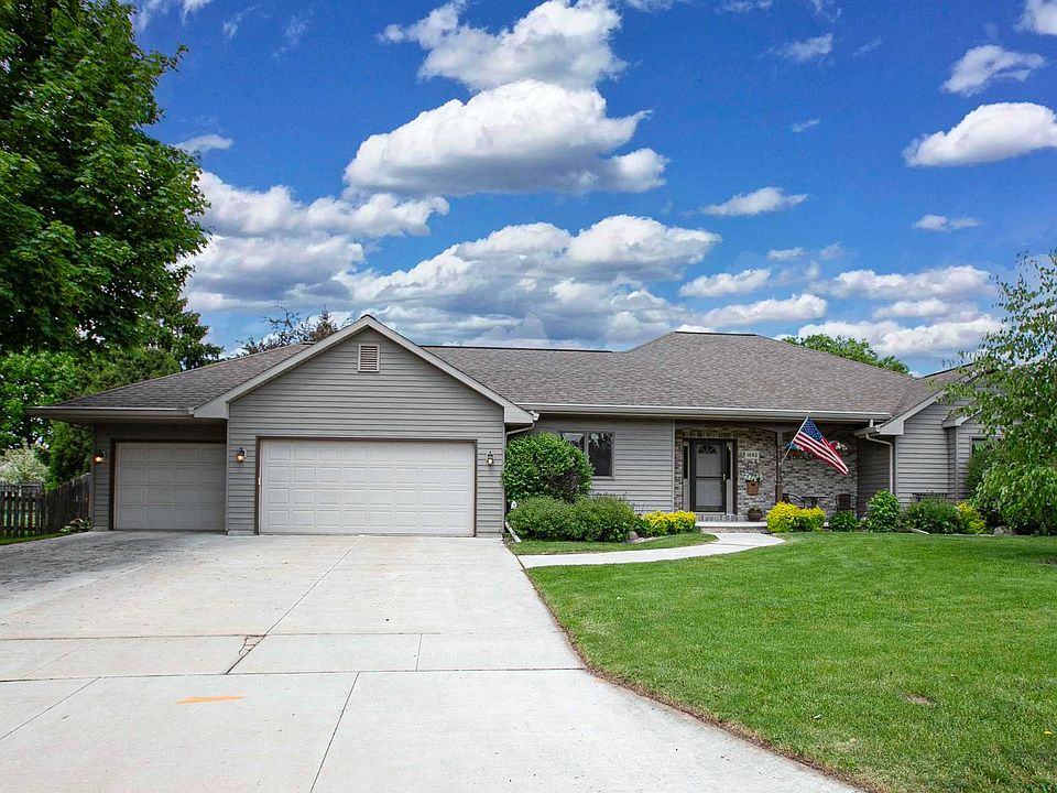 1st image of 1645 Hickory Hollow Ln