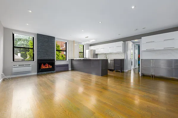 Sold by Keller Williams NYC | media 2