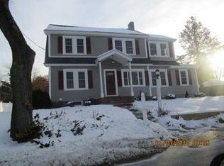 55 Oak St, Methuen, MA 01844