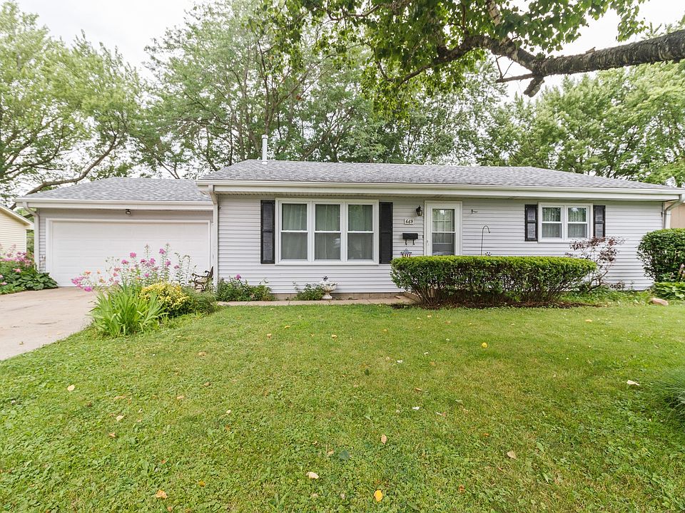 1st image of 669 Edwin Dr