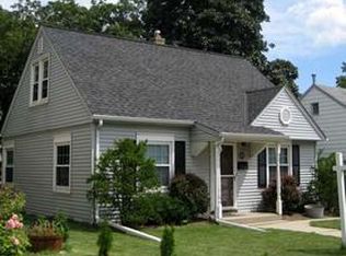 3470 S 39th St, Milwaukee, WI 53215