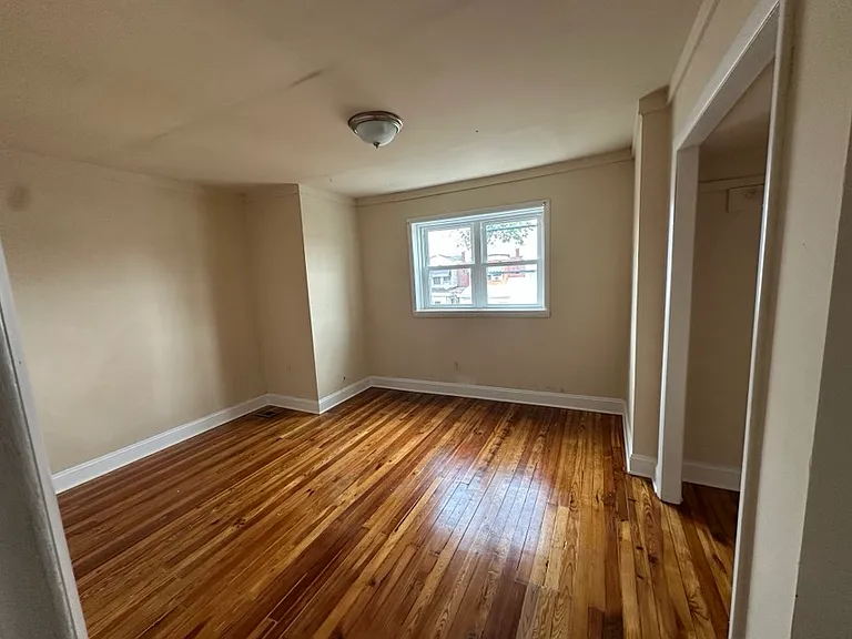 4602 Hurley St — Photo 9