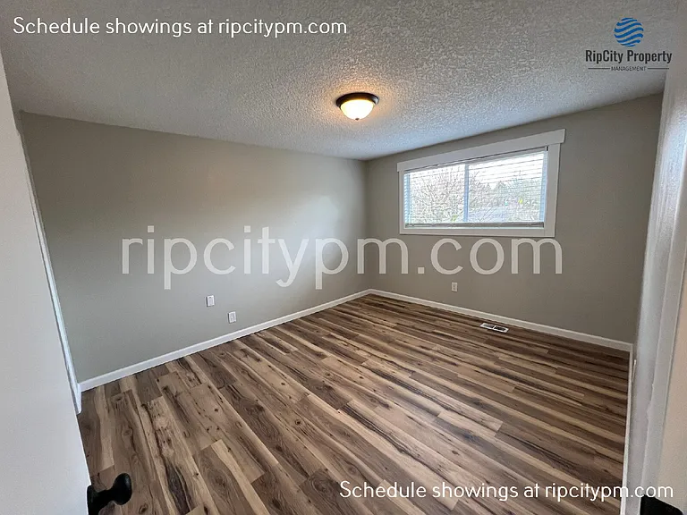 12250 SW Indian Hill Ln — Photo 26