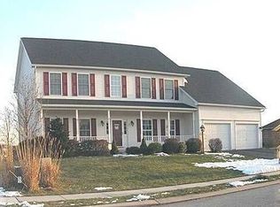 1350 Bee Jay Dr, York, PA