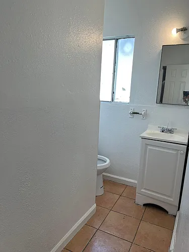 8131 Grove Ave #6 Photo 1