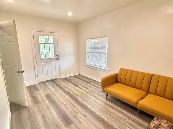 2903 Van Buren Pl #2, Los Angeles, CA 90007