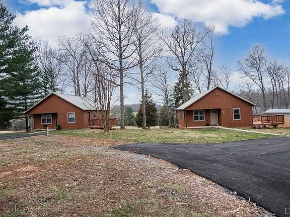 4th image of 1068 River Oak Dr