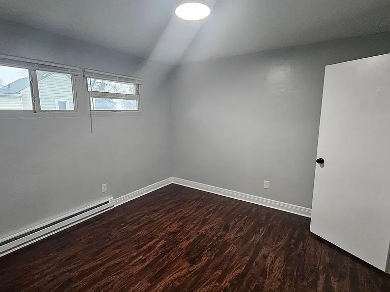3202 McArthur Dr — Photo 36