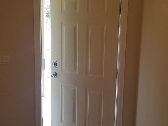2nd image of 824-826 Holmes Ave S