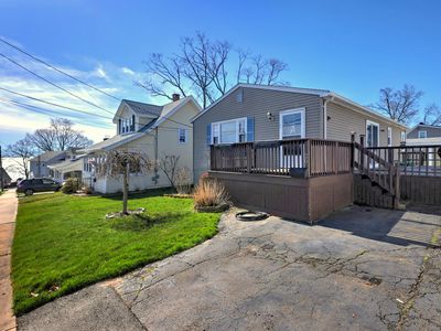 20 SUMAC Street, West Haven, CT, 06516