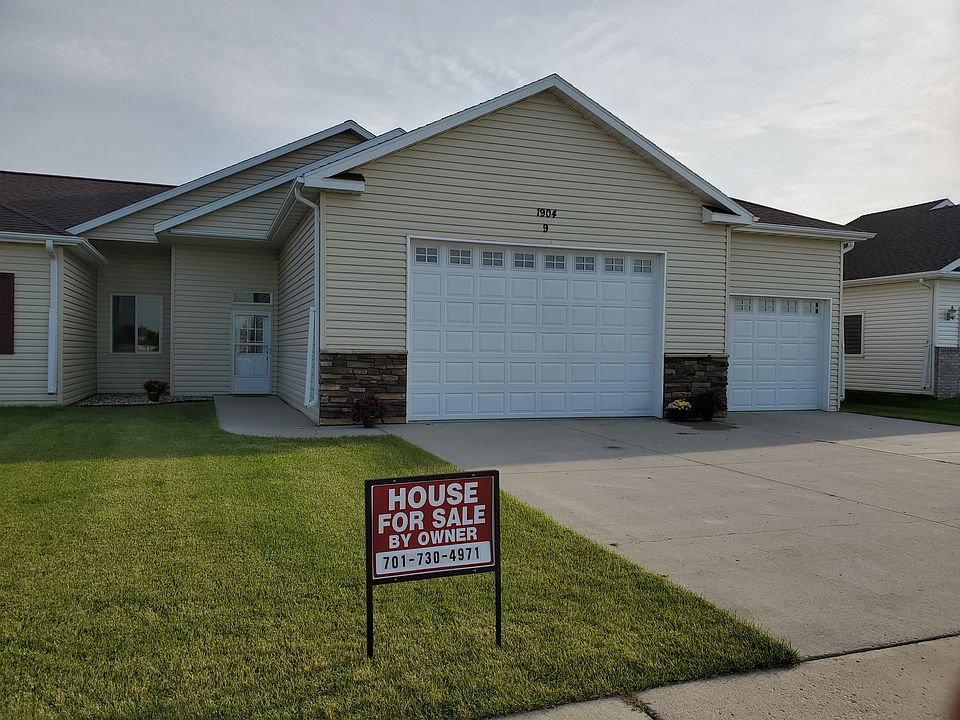 1st image of 1904 Burlington Dr Unit 9