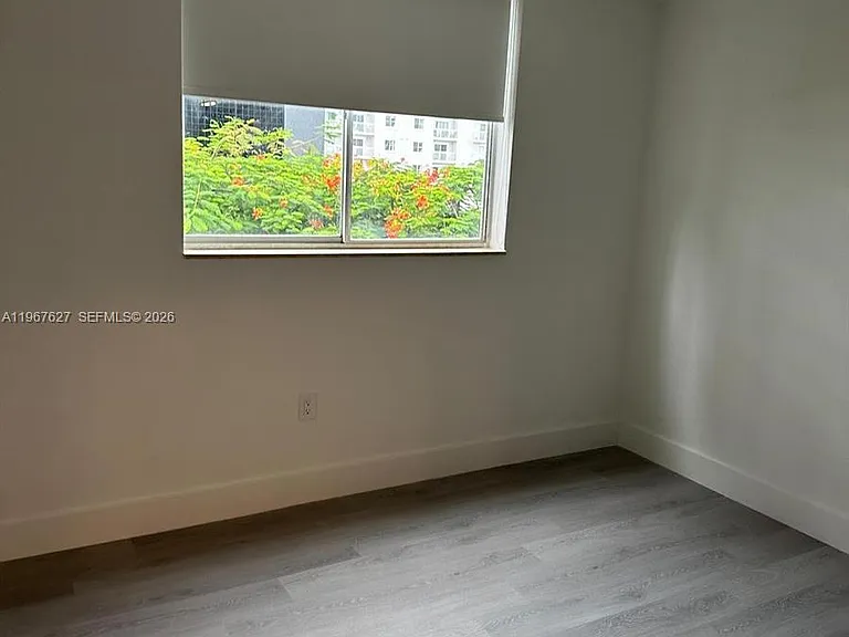 210 SW 11th St #510 — Photo 6