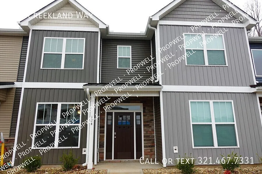 3 bed, 2.5 bath, 1579 sqft, $1,690 — Photo 2