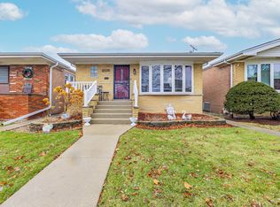 6928 W 63rd Pl, Chicago, IL 60638