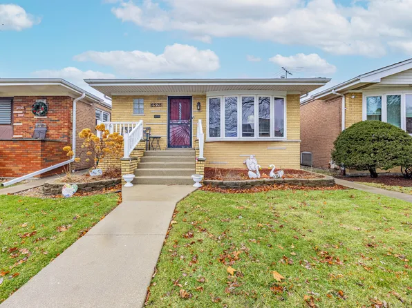6928 W 63rd Pl, Chicago, IL 60638