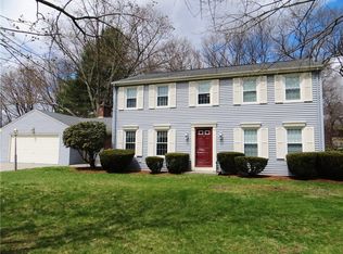 19 Ridgeland Dr, Cumberland, RI 02864