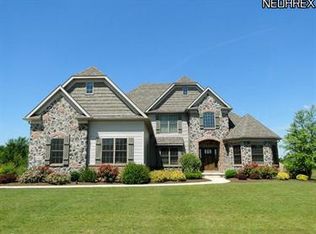 6820 Deer Tail Dr, Medina, OH 44256