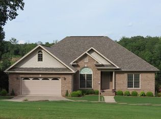 437 Heron Cove Rd, Killen, AL 35645