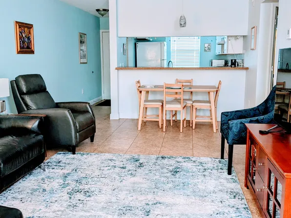 (undisclosed Address), Saint Petersburg, FL 33712