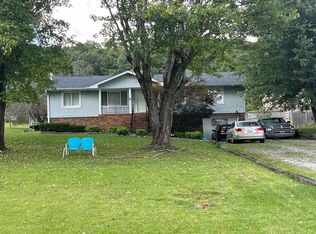 565 Dogleg Dr, Livingston, TN 38570