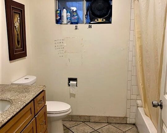 5th image of 233 S New Ave