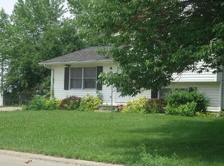 1205 W Saunders St, Mount Pleasant, IA 52641