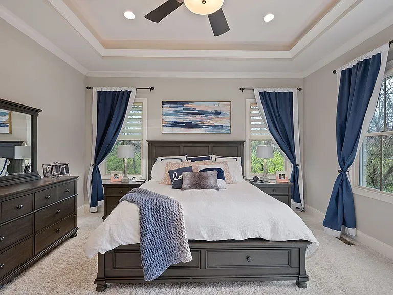 7715 Cathedral Hill Dr — Photo 33